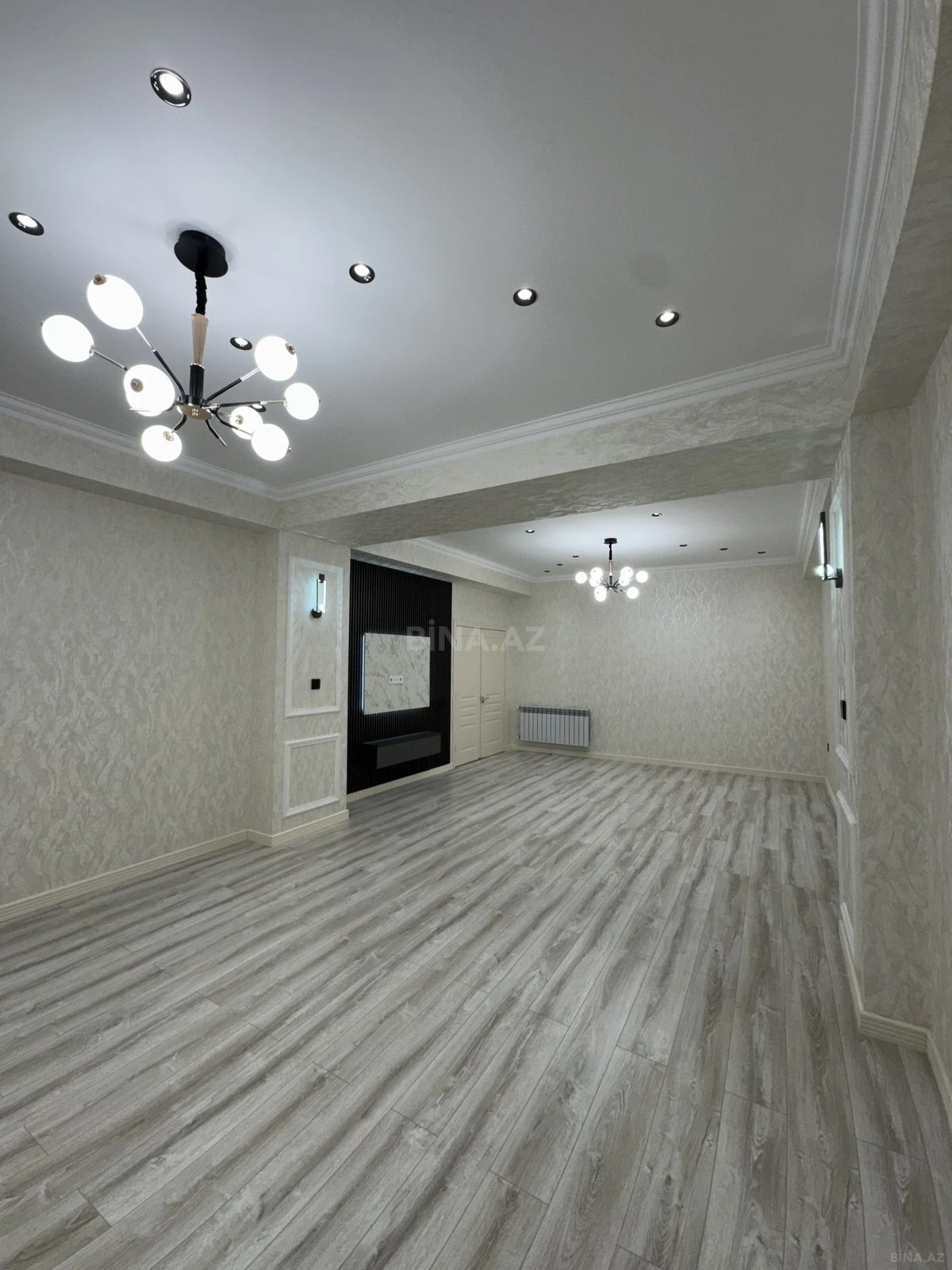Satılır 3 otaqlı mənzil 145 m²