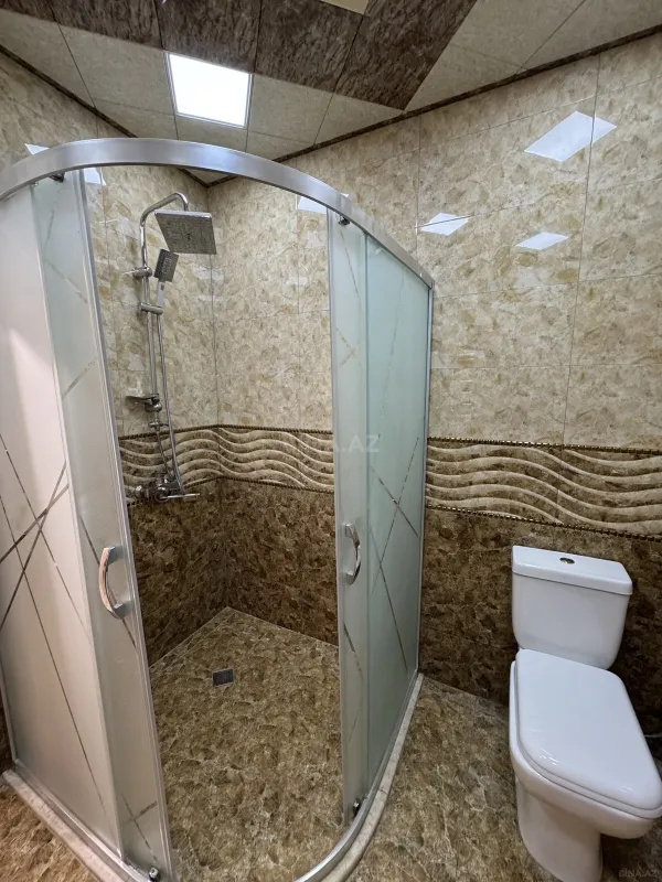 Satılır 3 otaqlı mənzil 145 m²