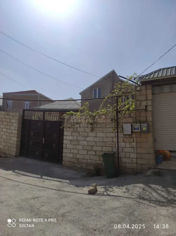 Satılır 3 otaqlı həyət evi 150 m²