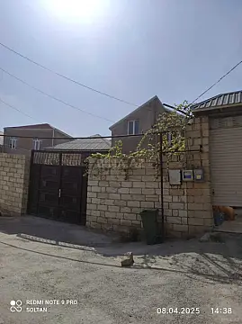 Satılır 3 otaqlı həyət evi 150 m²