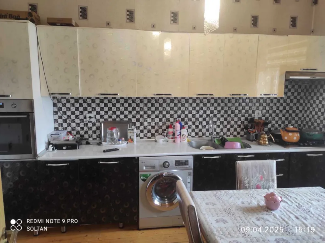 Satılır 3 otaqlı həyət evi 150 m²