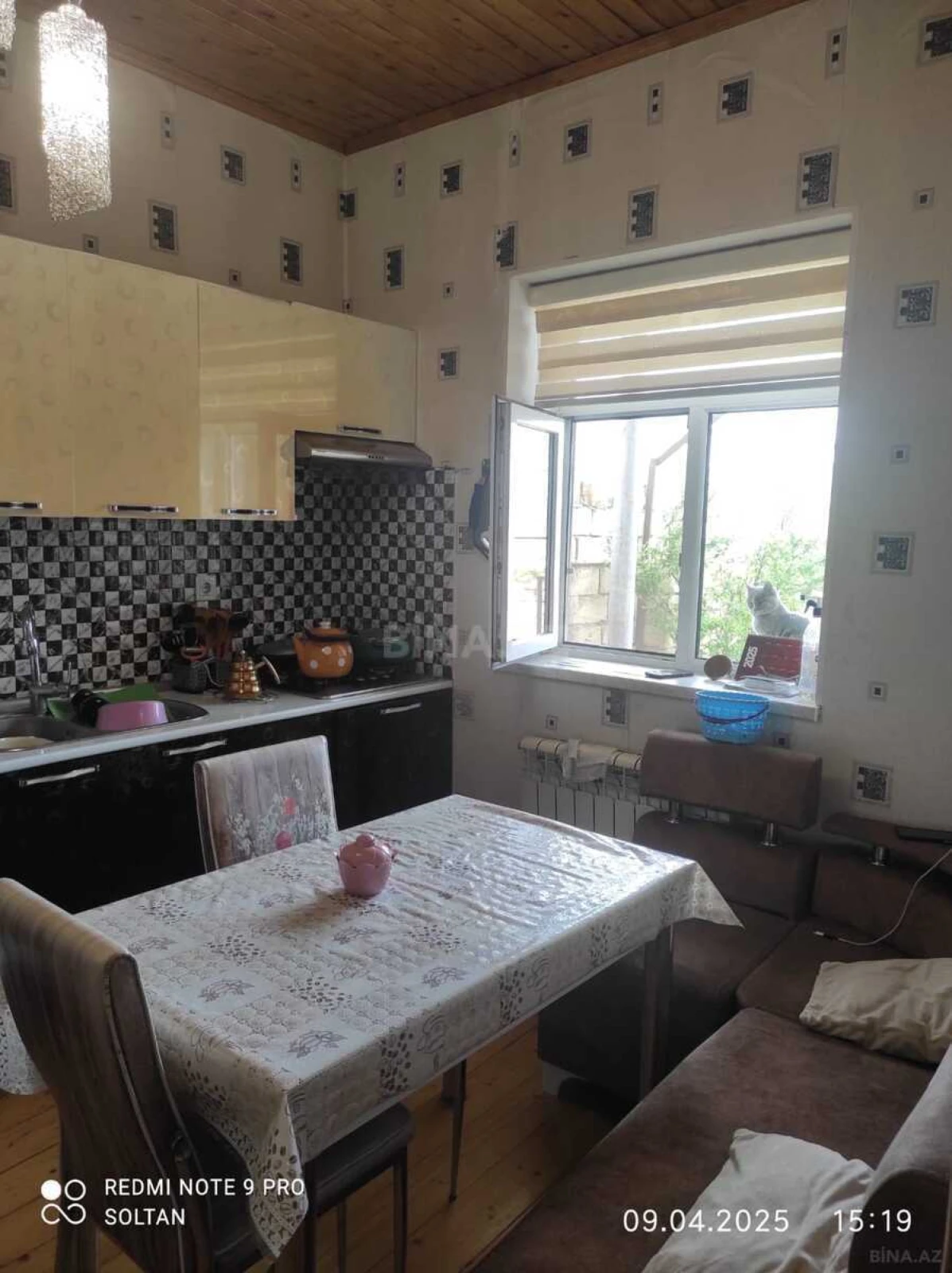 Satılır 3 otaqlı həyət evi 150 m²