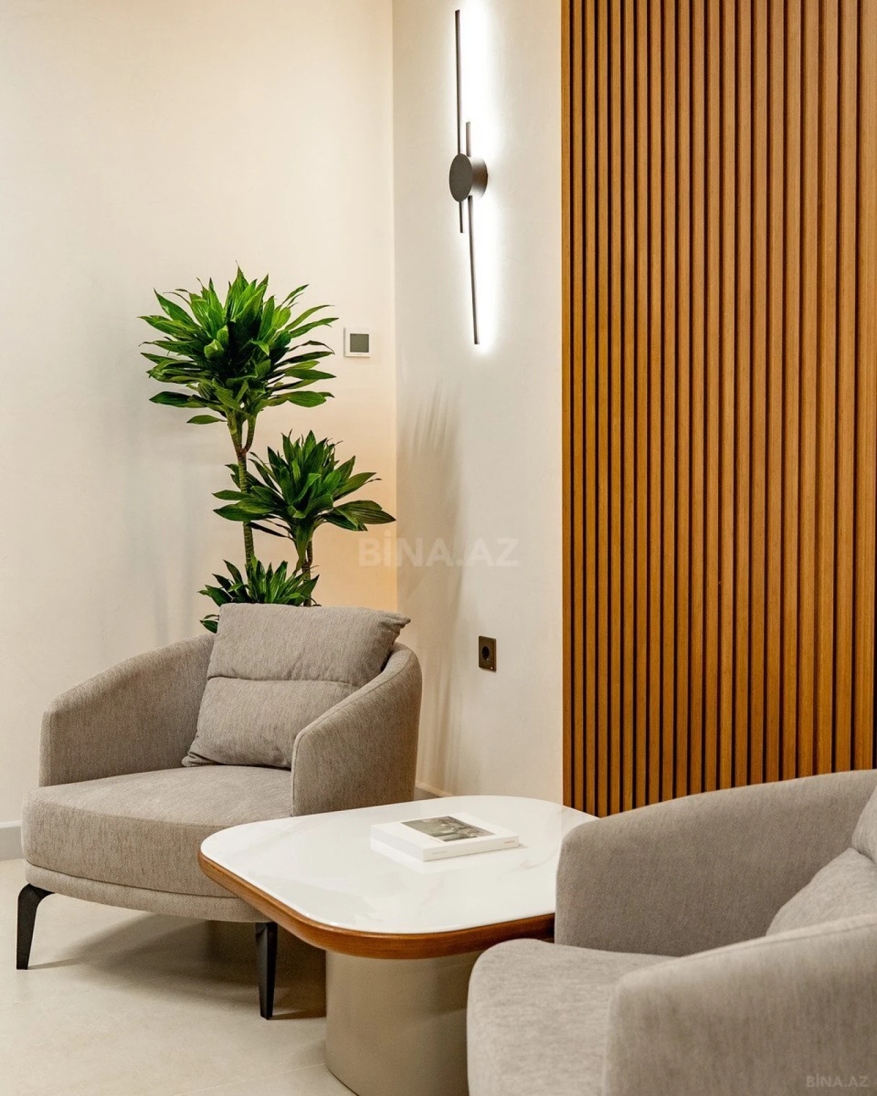 Kirayə verilir 9 otaqlı ofis 900 m²