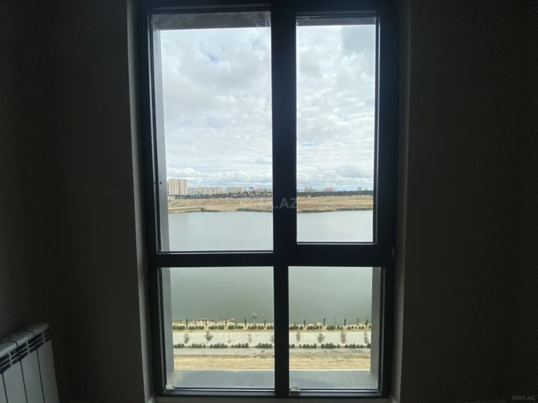 Satılır 3 otaqlı mənzil 71.7 m²