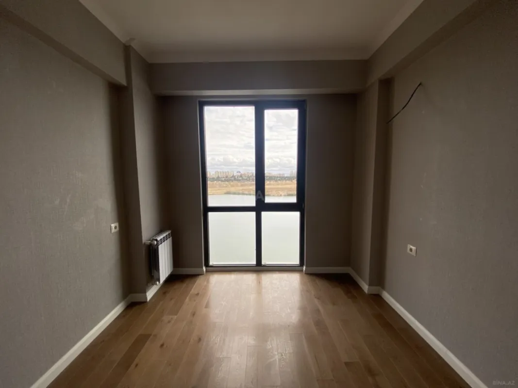 Satılır 3 otaqlı mənzil 71.7 m²