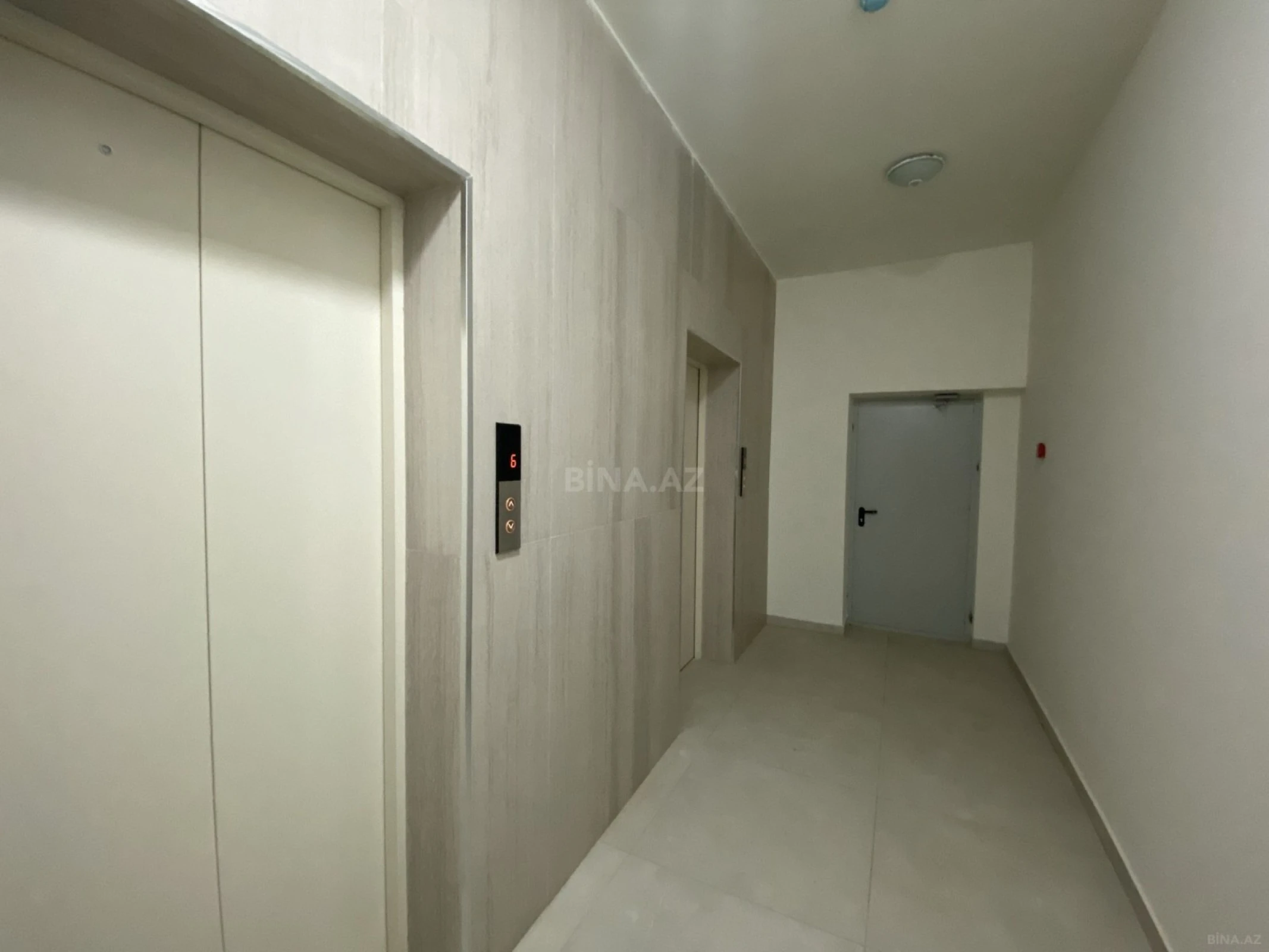 Satılır 2 otaqlı mənzil 56 m²