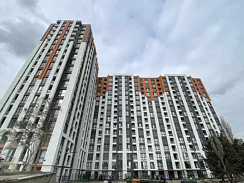 Satılır 2 otaqlı mənzil 56 m² — Bakı, İnşaatçılar 2 otaq 56.00 m²