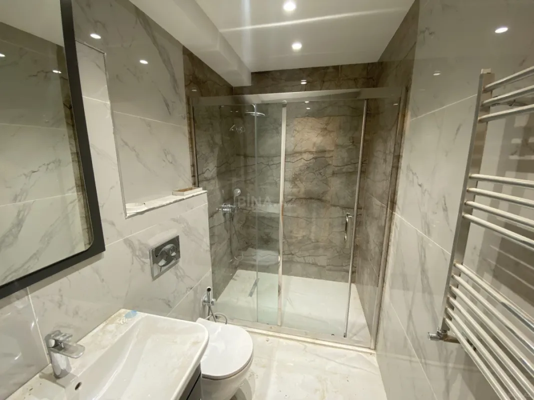 Satılır 2 otaqlı mənzil 56 m²