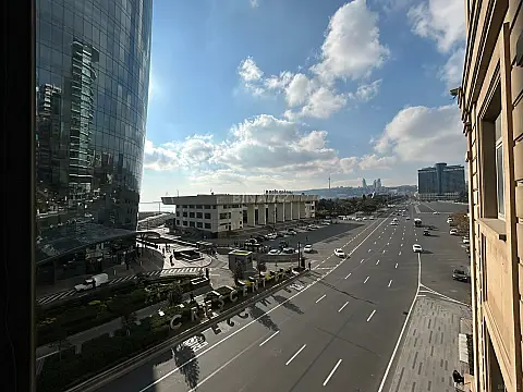 Satılır 7 otaqlı mənzil 369.9 m² — Bakı, Nəsimi 7 otaq 369.90 m²