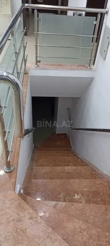 Kirayə verilir obyekt 780 m²