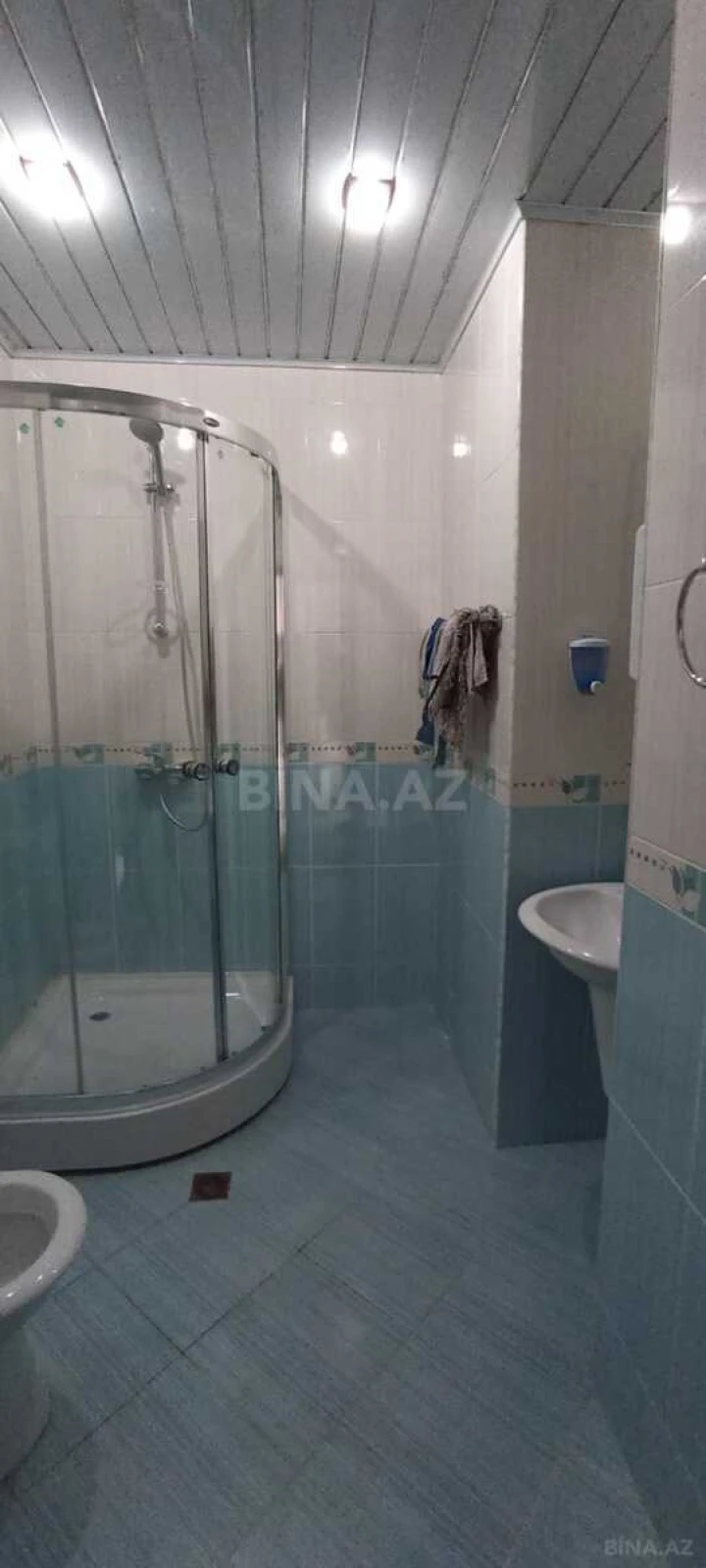 Kirayə verilir obyekt 780 m²