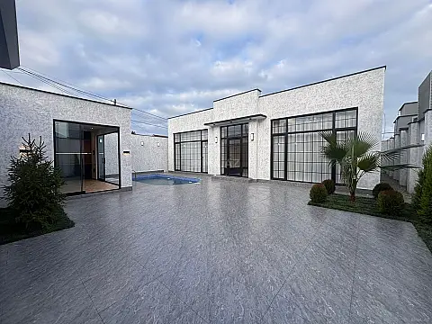 Satılır 4 otaqlı həyət evi 150 m²