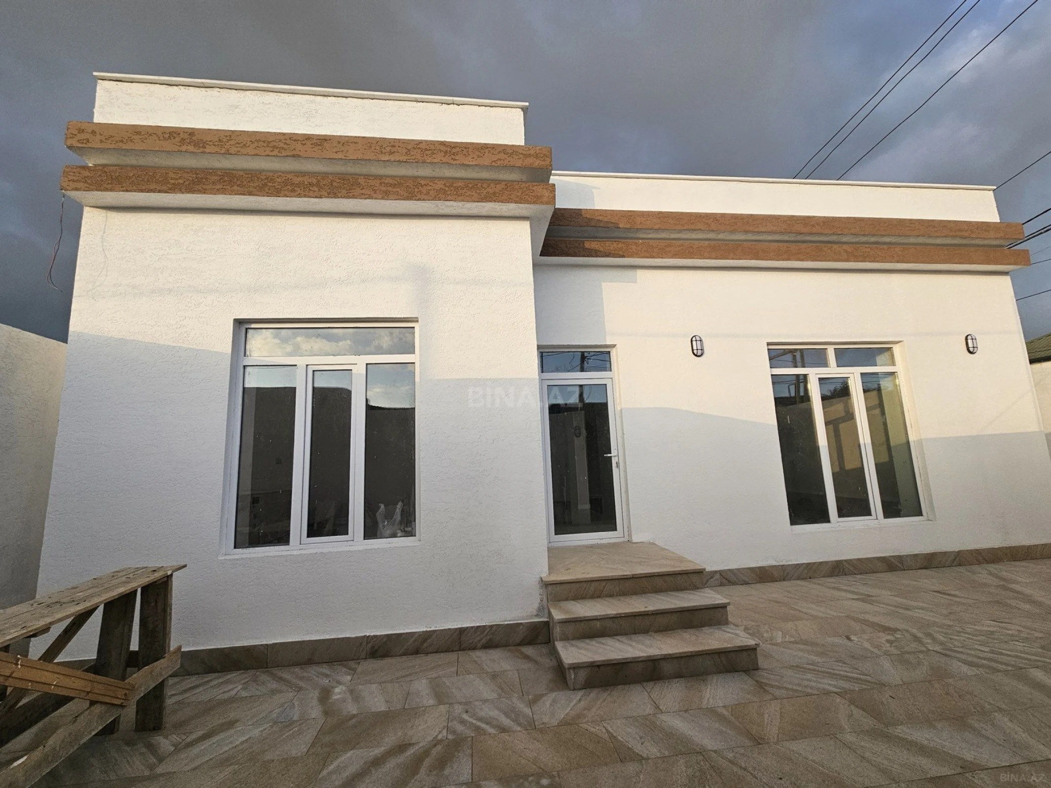 Satılır 4 otaqlı həyət evi 120 m²