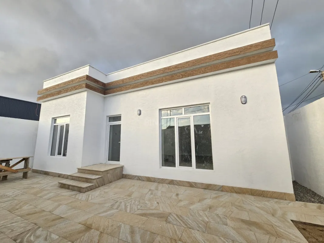 Satılır 4 otaqlı həyət evi 120 m²