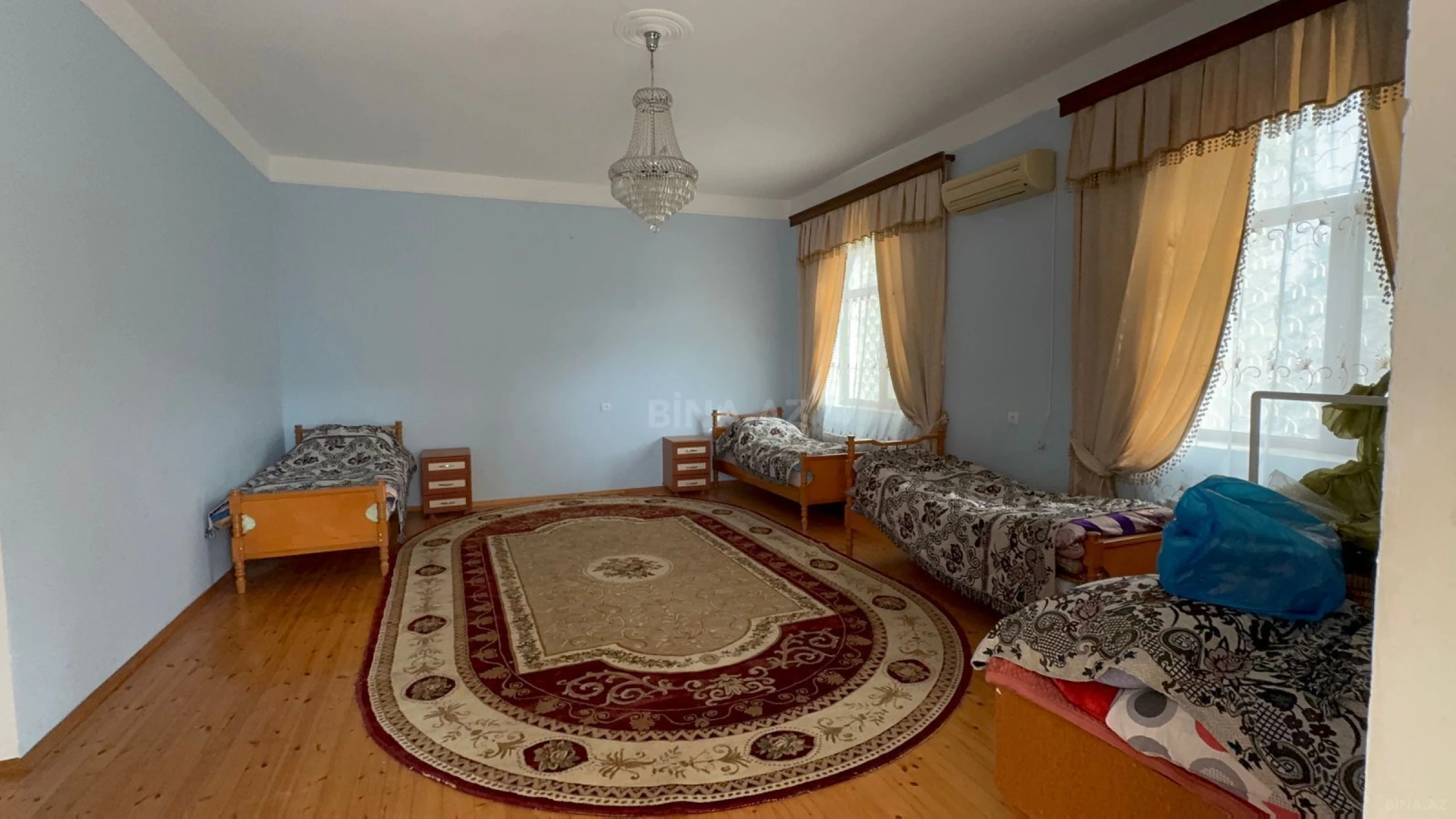 Satılır 4 otaqlı həyət evi 260 m²