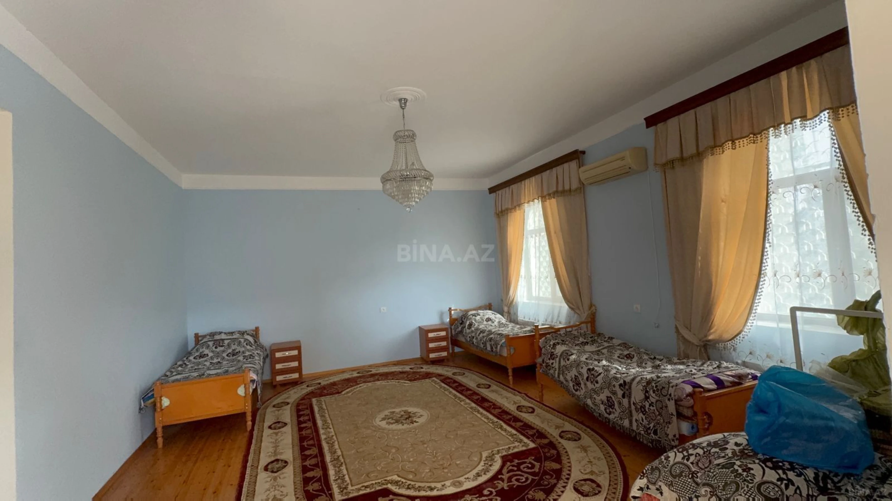 Satılır 4 otaqlı həyət evi 260 m²