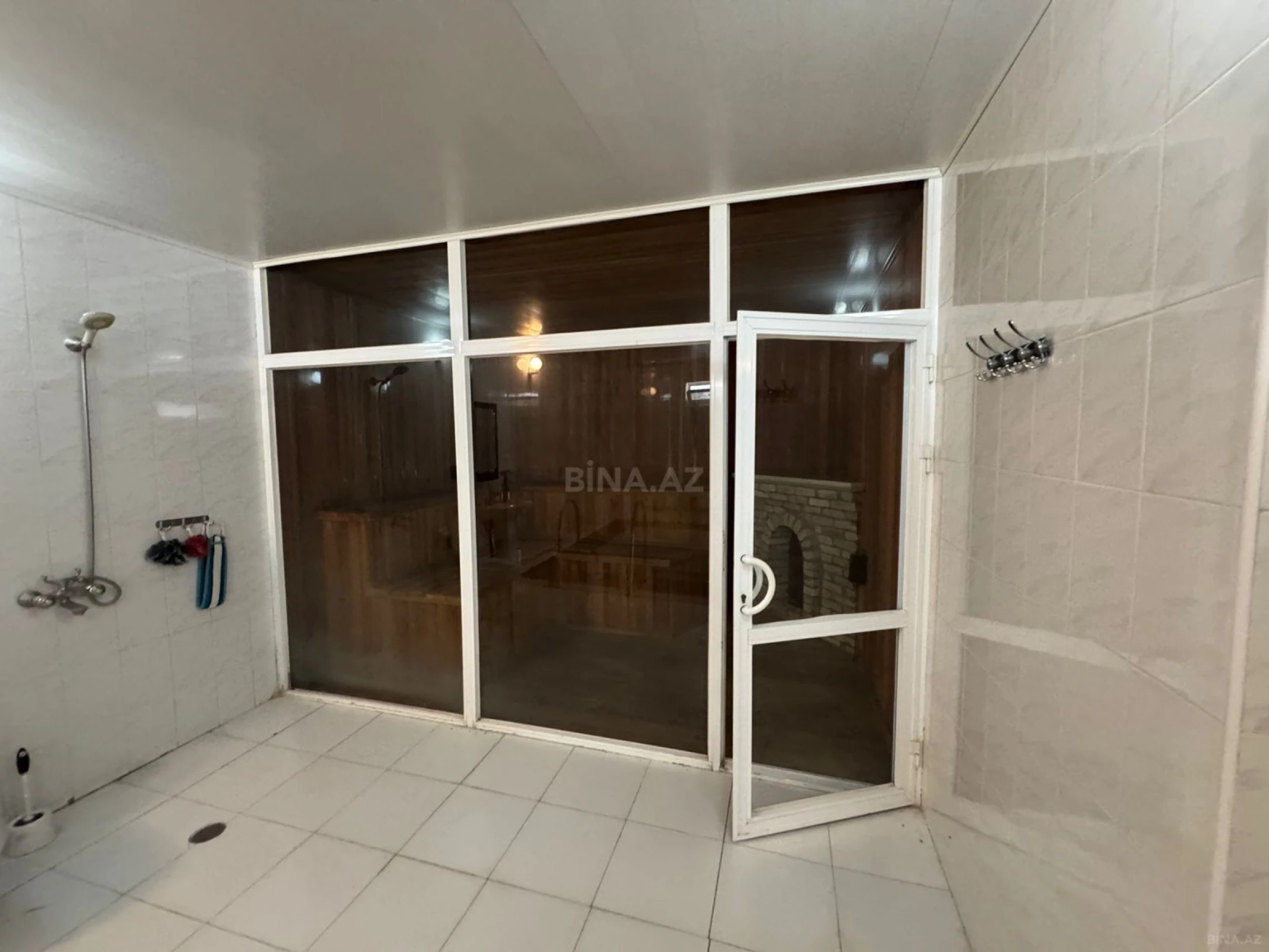 Satılır 4 otaqlı həyət evi 260 m²