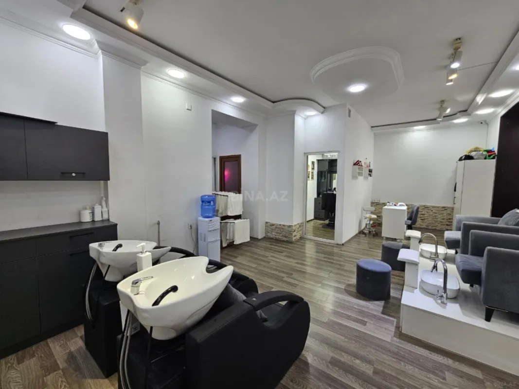 Satılır obyekt 100 m²