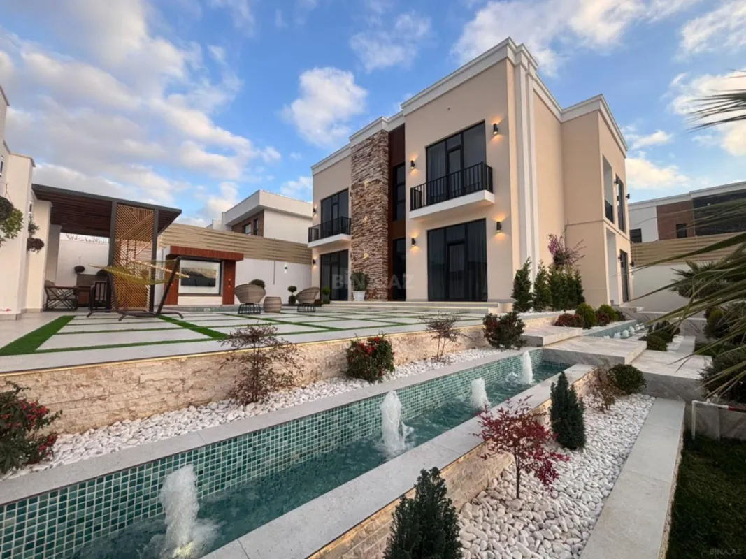 Satılır 5 otaqlı həyət evi 290 m²
