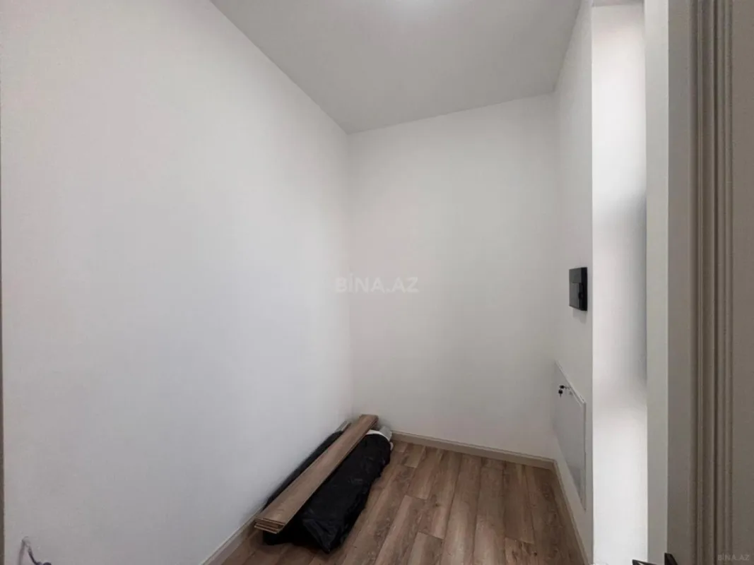 Satılır 5 otaqlı həyət evi 290 m²