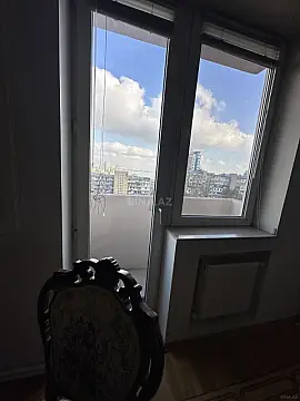Satılır 4 otaqlı mənzil 190 m²