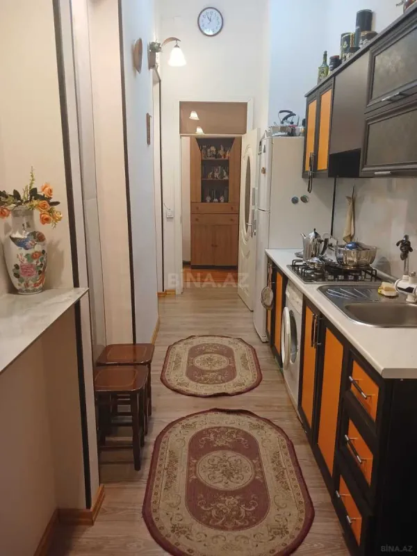 Satılır 2 otaqlı mənzil 63 m²