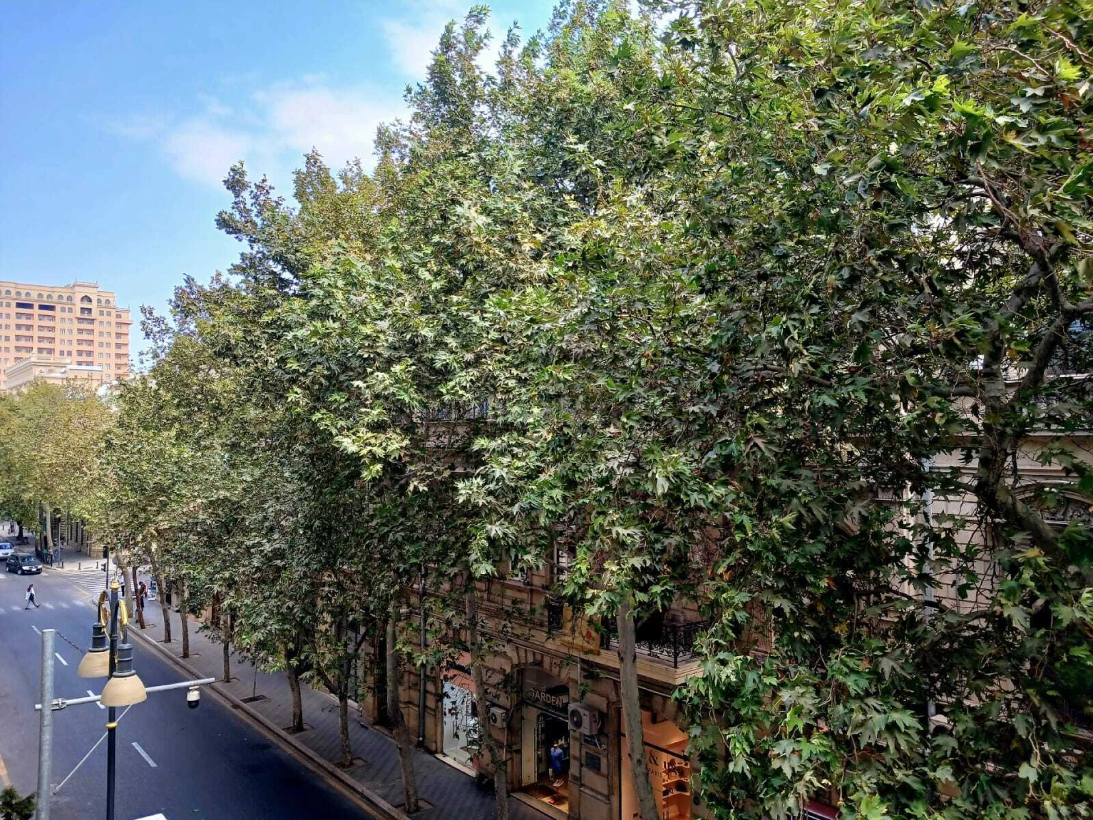 Satılır 2 otaqlı mənzil 63 m²