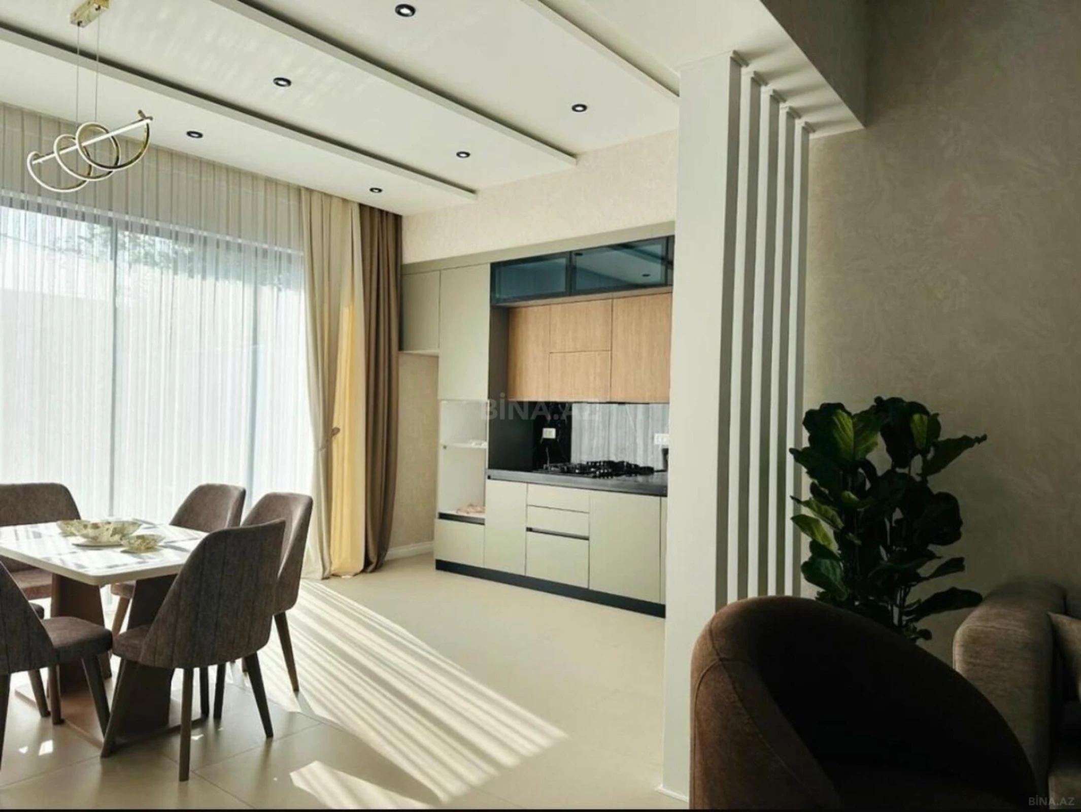 Kirayə verilir 4 otaqlı həyət evi 250 m²