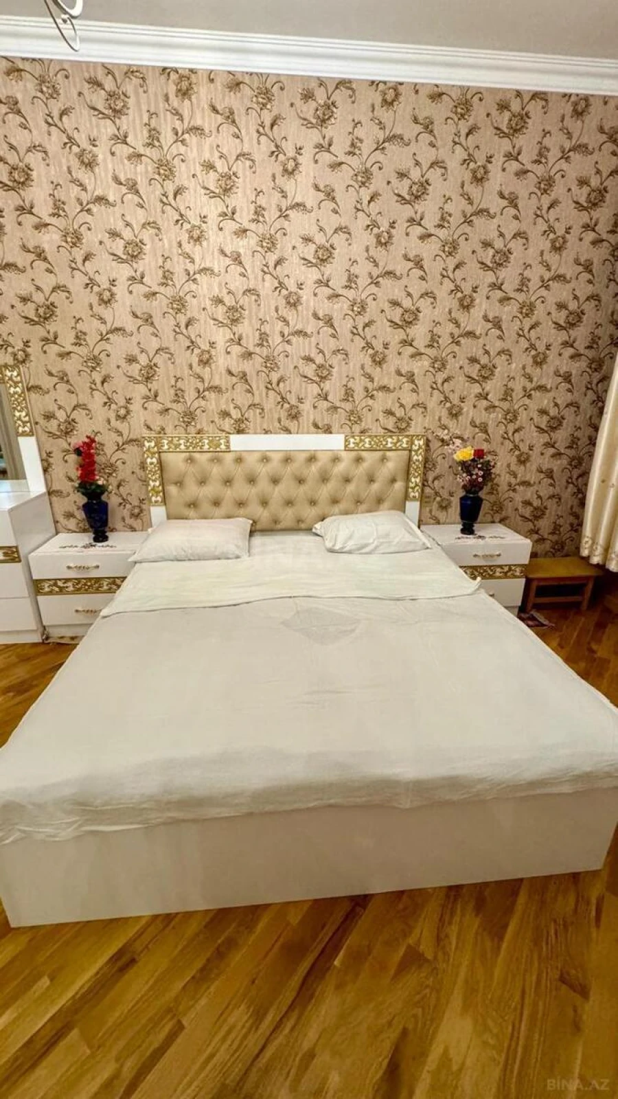 Kirayə verilir 3 otaqlı mənzil 134 m²