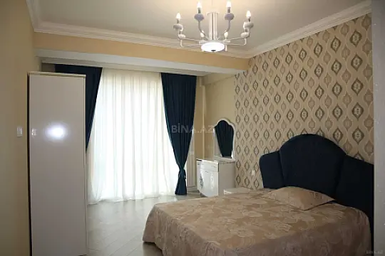 Kirayə verilir 3 otaqlı mənzil 105 m²