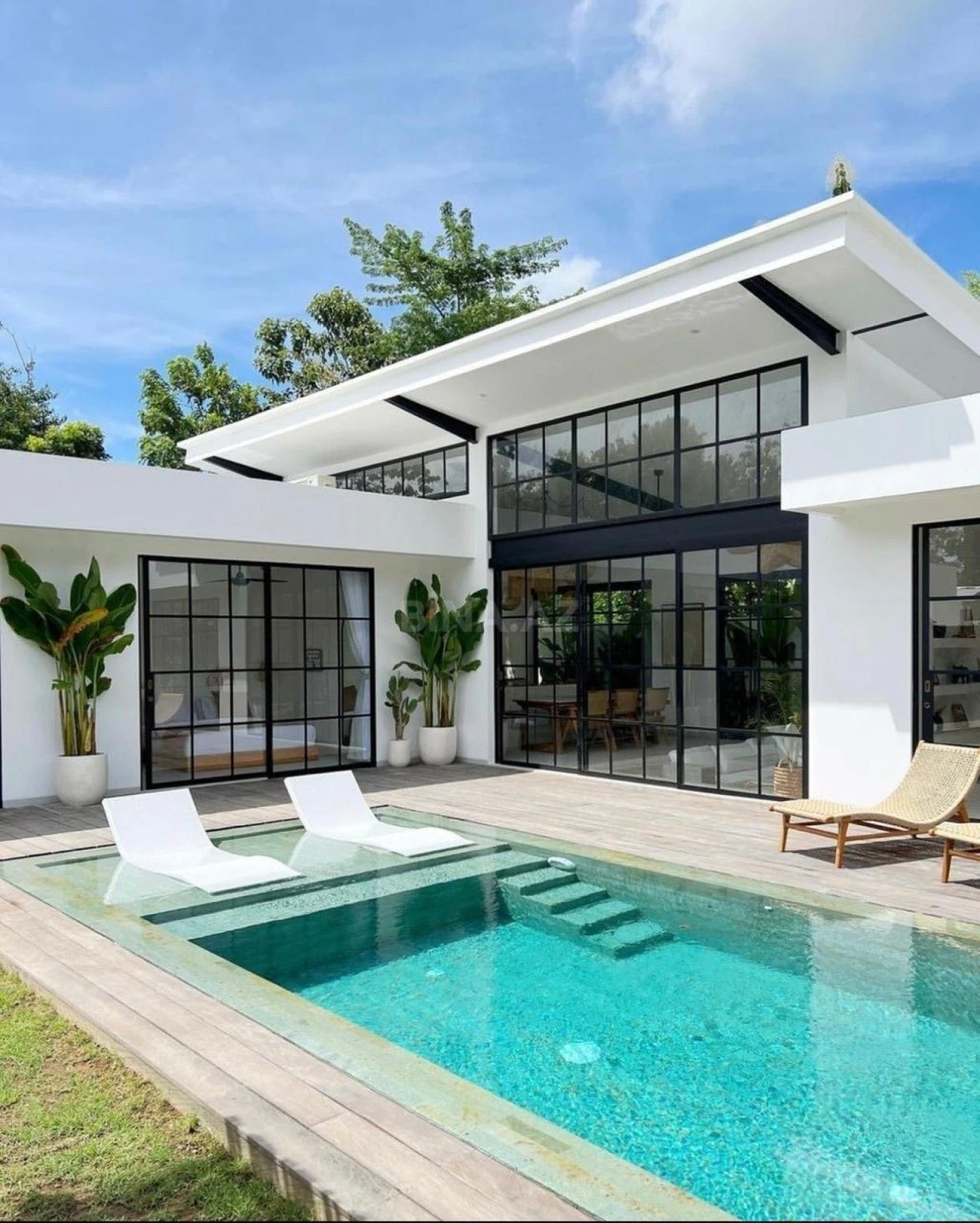 Kirayə verilir 4 otaqlı həyət evi 250 m²