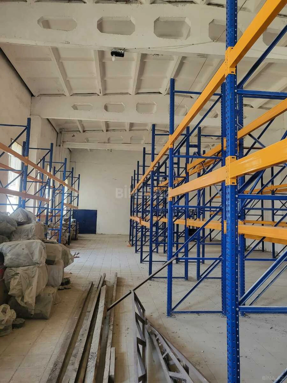 Satılır obyekt 4000 m²