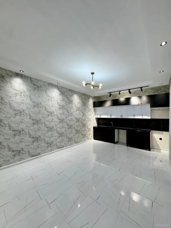 Satılır 5 otaqlı həyət evi 220 m²