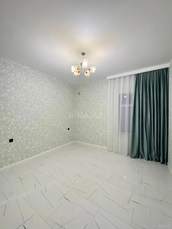 Satılır 5 otaqlı həyət evi 220 m²