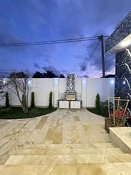 Satılır 5 otaqlı həyət evi 220 m²