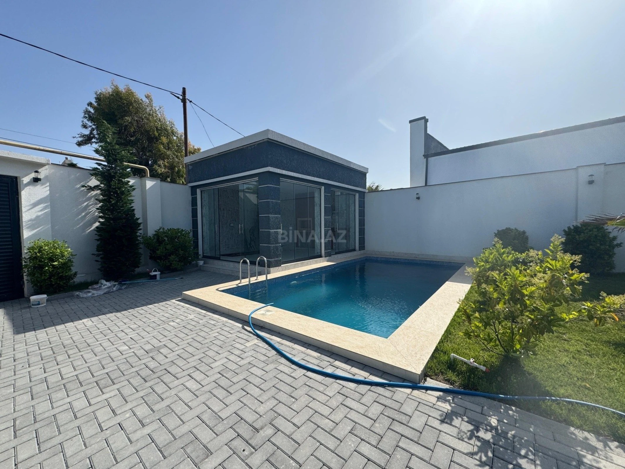 Kirayə verilir 5 otaqlı həyət evi 250 m²