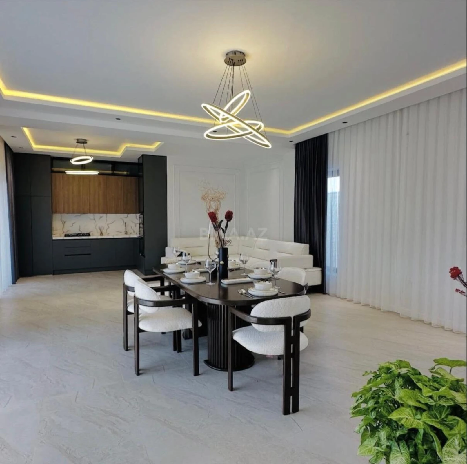 Kirayə verilir 4 otaqlı həyət evi 240 m²