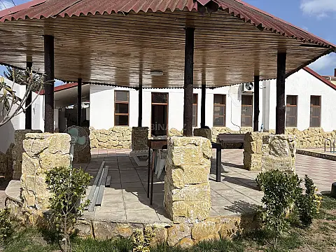 Kirayə verilir 5 otaqlı həyət evi 250 m²