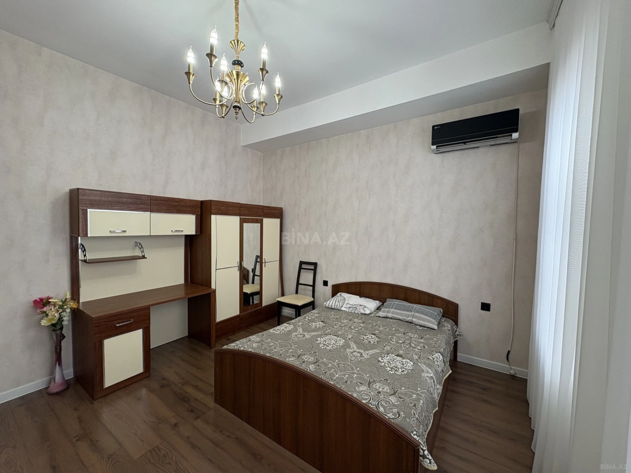 Kirayə verilir 5 otaqlı həyət evi 250 m²