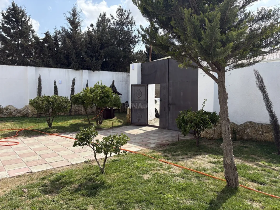 Kirayə verilir 5 otaqlı həyət evi 250 m²