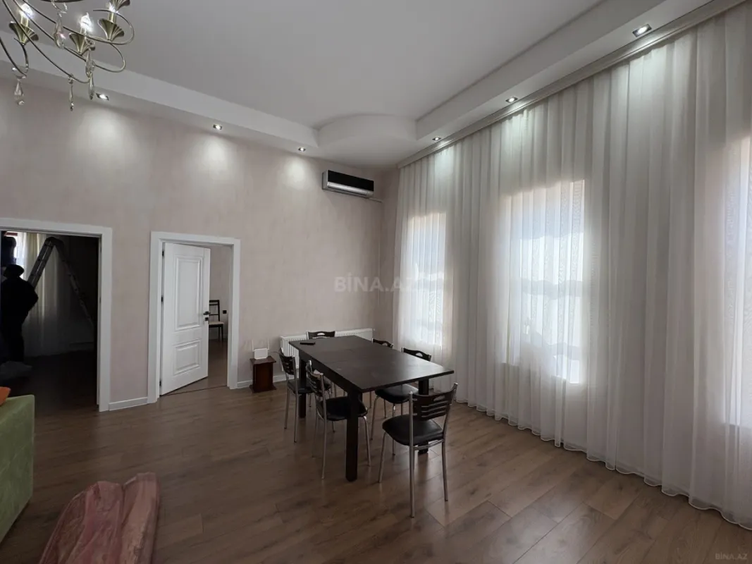 Kirayə verilir 5 otaqlı həyət evi 250 m²