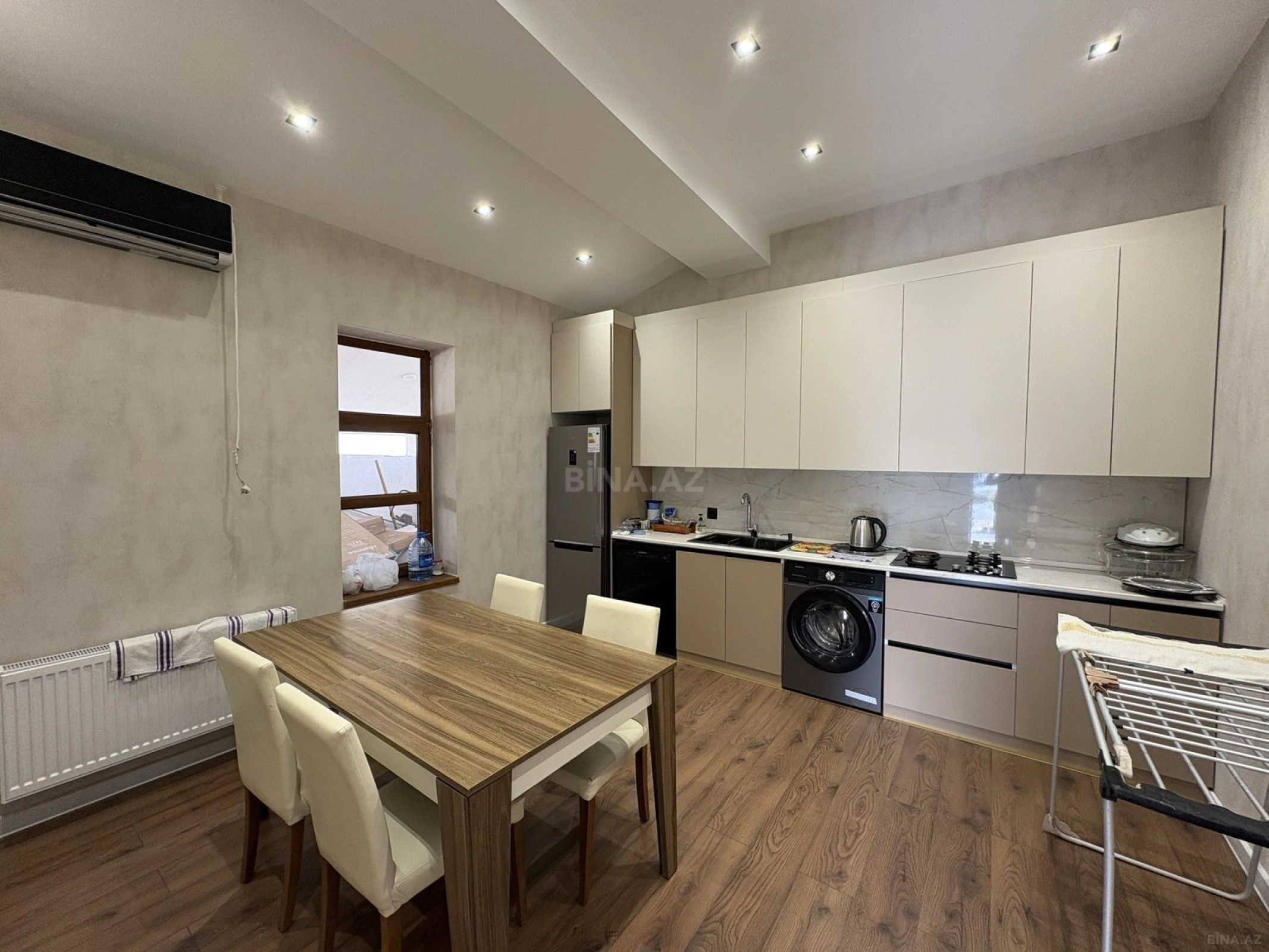 Kirayə verilir 5 otaqlı həyət evi 250 m²