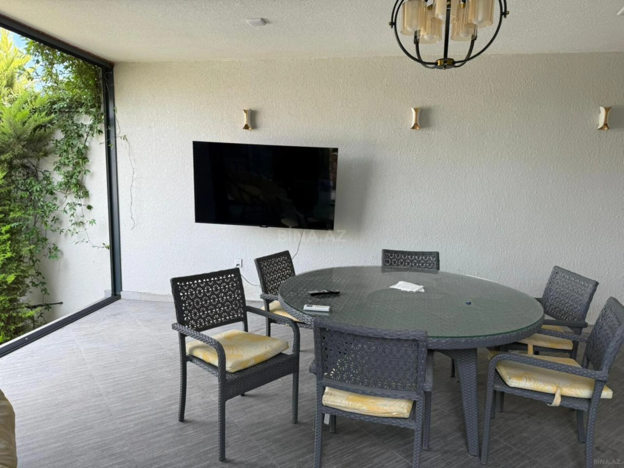 Kirayə verilir 5 otaqlı həyət evi 340 m²