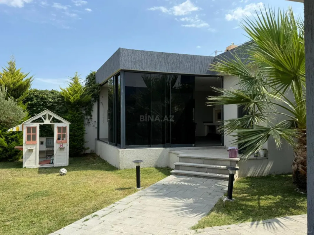 Kirayə verilir 5 otaqlı həyət evi 340 m²