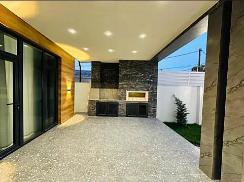 Kirayə verilir 5 otaqlı həyət evi 280 m²