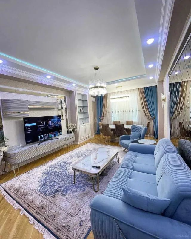 Kirayə verilir 6 otaqlı həyət evi 450 m²