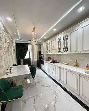 Kirayə verilir 6 otaqlı həyət evi 450 m²