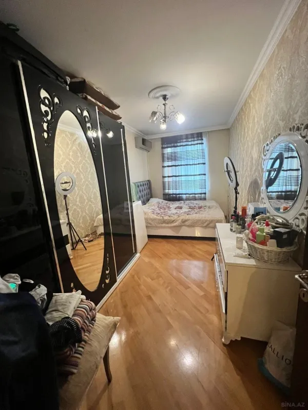 Satılır 2 otaqlı mənzil 58 m²