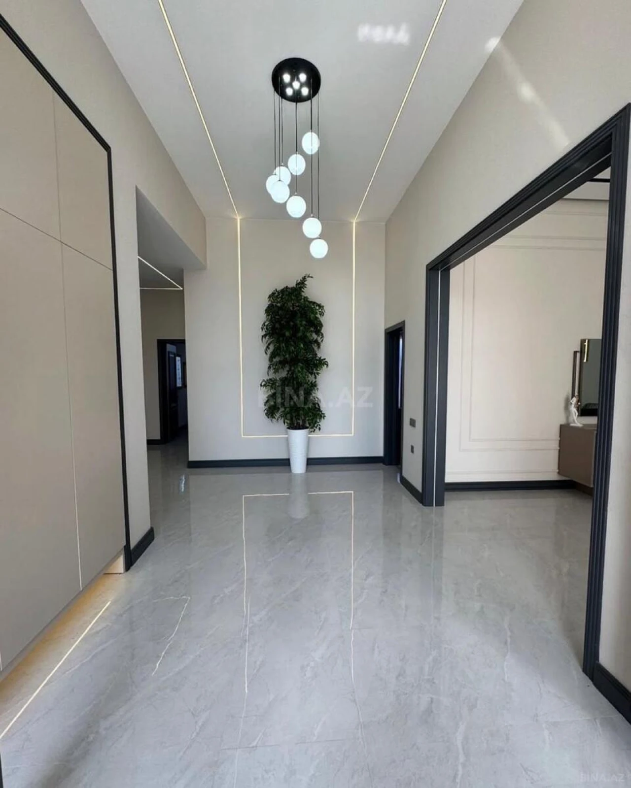Kirayə verilir 5 otaqlı həyət evi 340 m²