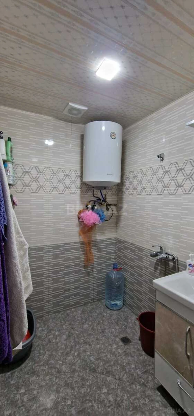 Satılır 2 otaqlı mənzil 57 m²